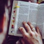 Logotipo del grupo Literatura y escritura